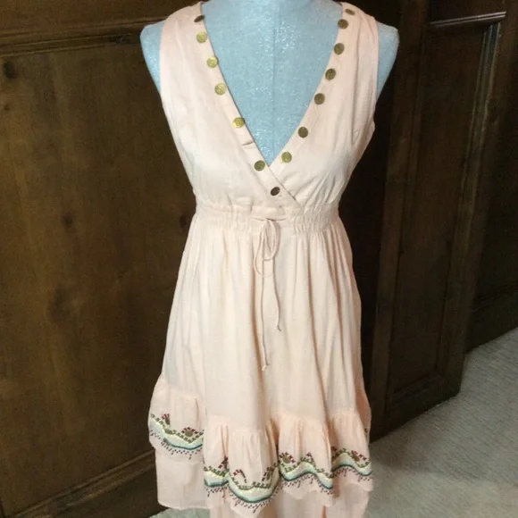 NWT SIZE S Pink Sleeveless Tiered Sundress with V-Neck - Picture 2 of 6